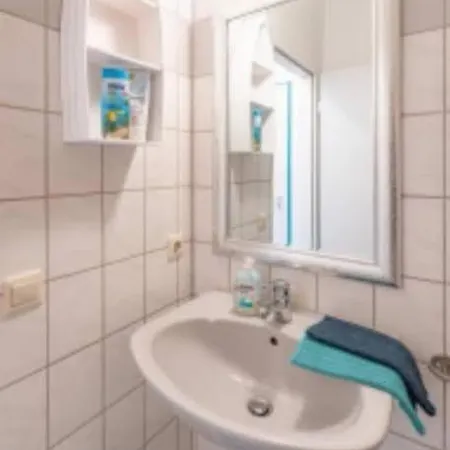 Appartement Wuppertal-ronsdorf Fuer 1-2 *